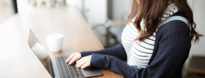 スタバでmacでドヤ顔作業してる人に対する世間のリアルで痛い意見ww